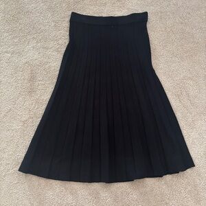 Max Studio Black Knit Midi Skirt Sz M Pleated Metallic Thread Accent